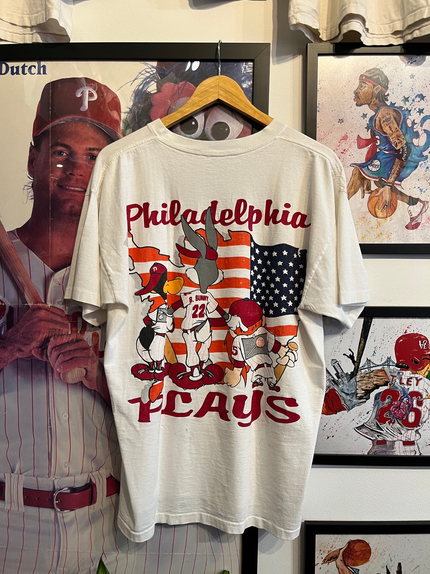 1993 Philadelphia Phillies Looney Tunes Shirt (N9S5B2)